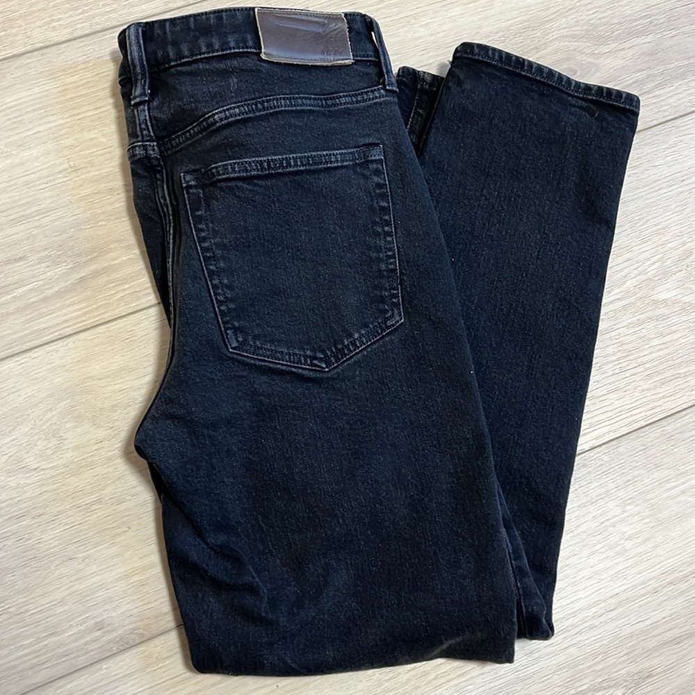 AE77 Cigarette Black Denim Jeans Size 28 High Rise